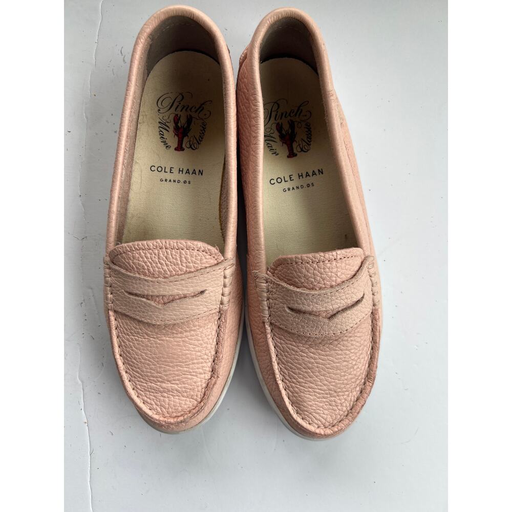 Cole Haan Pinch Maine Loafers - Coral Pink Pebbled Leather - Women’s 6.5 B